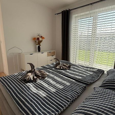 Klimatizovany Apartmanovy Dom, S Virivkou, 1B سينيتش المظهر الخارجي الصورة