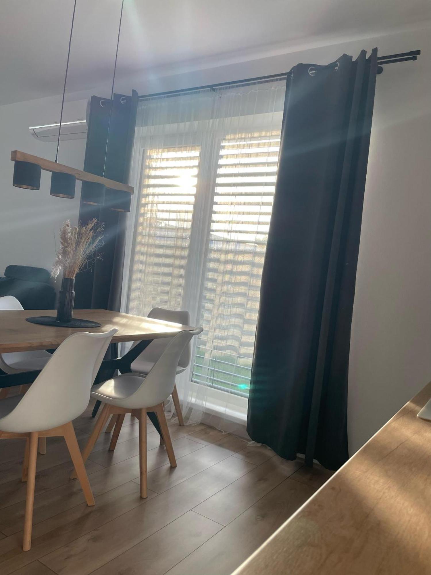 Klimatizovany Apartmanovy Dom, S Virivkou, 1B سينيتش المظهر الخارجي الصورة